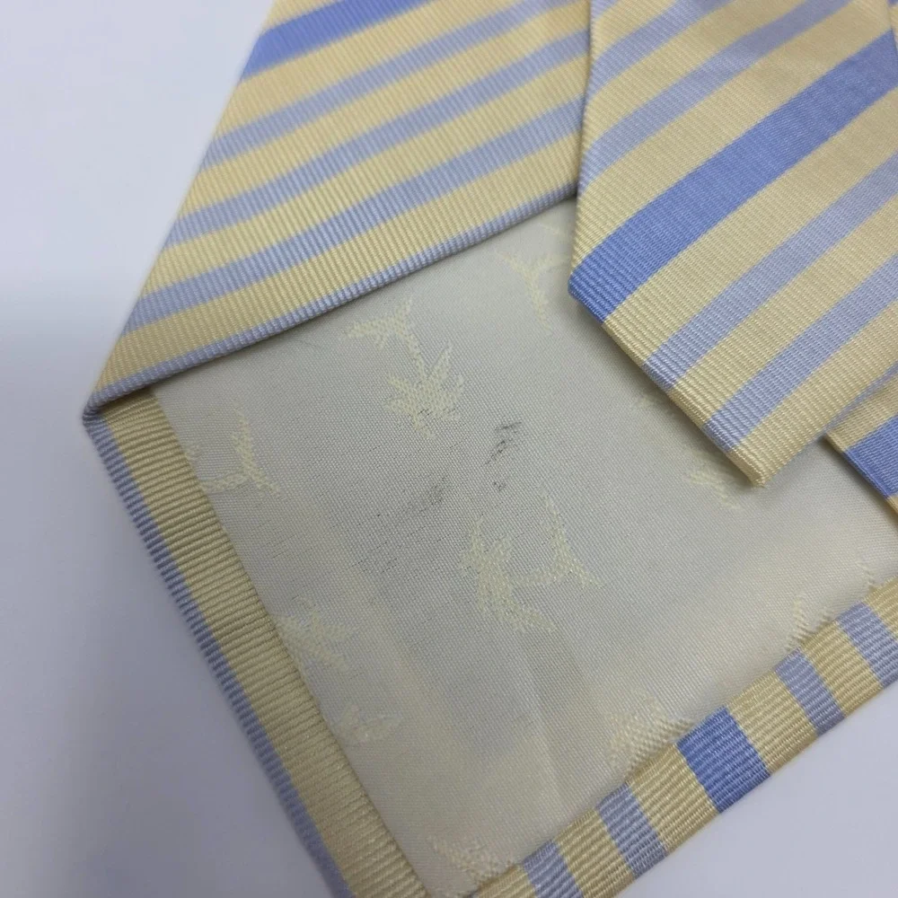 Off Island By Tommy Bahama Tie Mens Yellow Blue Stripe 100% Silk Handmade Y2K